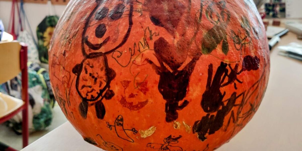 Halloween ve 2. B - základní škola Žákovská