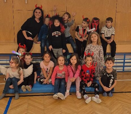 Mikuláš na 1. stupni - základní škola Žákovská