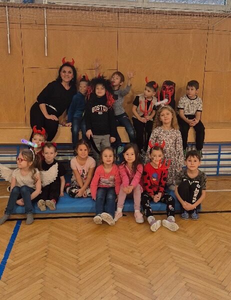 Mikuláš na 1. stupni - základní škola Žákovská