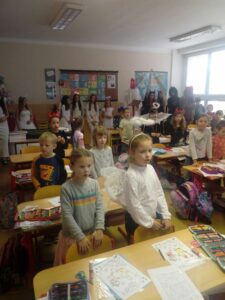 Mikuláš v 1. B - základní škola Žákovská